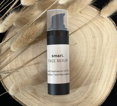 SMART serum za lice s C vitaminom i hijaluronom