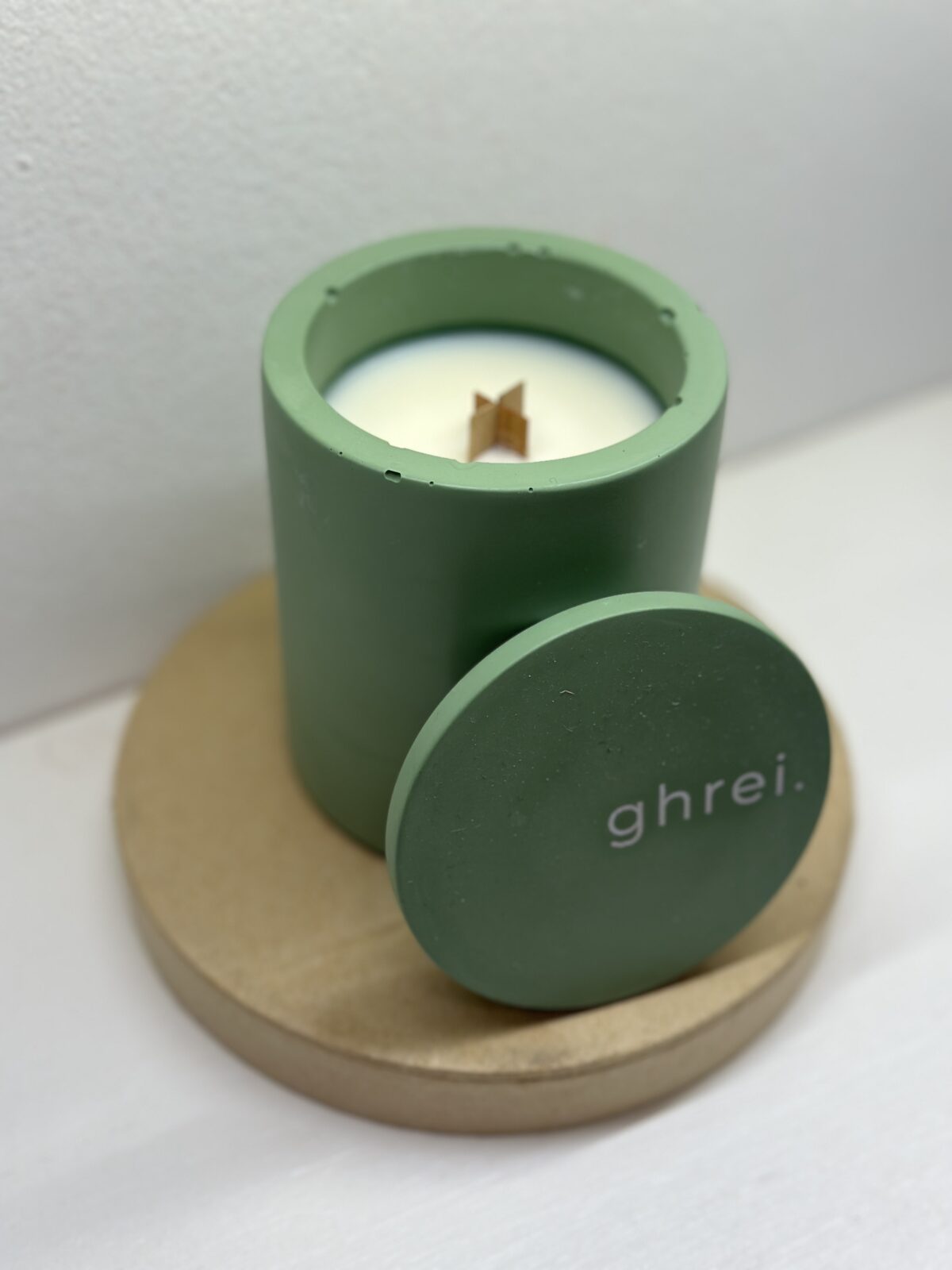 IMG_1280 Kandelo – white cedar & vetiver